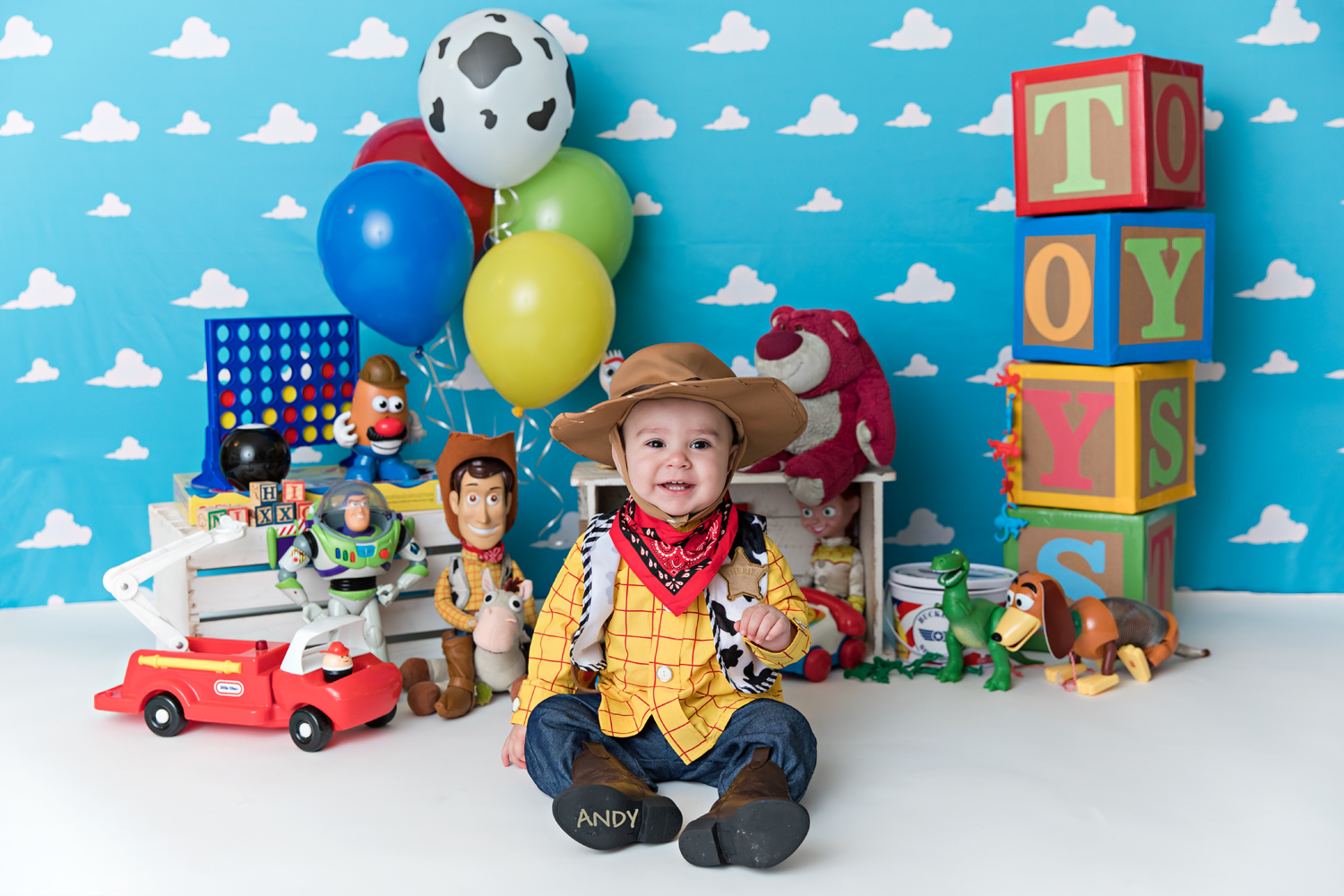 Toy Story Cake Smash - Orange County Childrens Photos